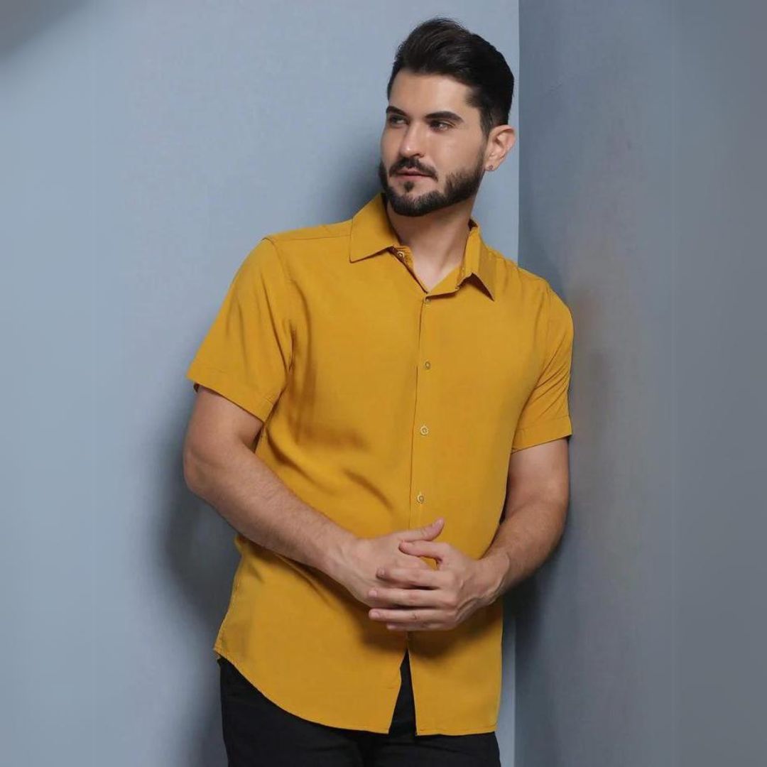 Camisa Social Masculina Manga Curta de Botão Lisa