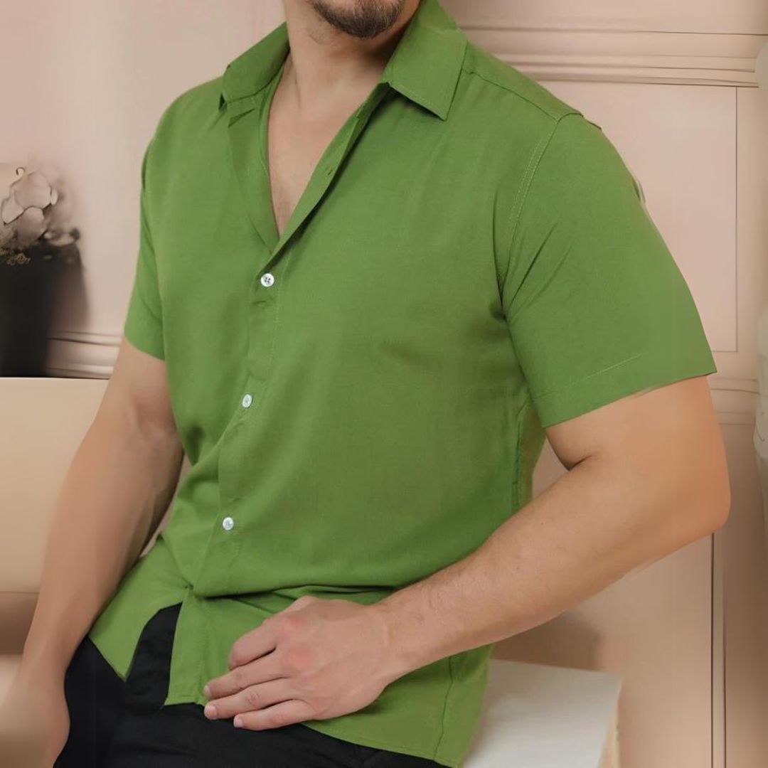 Camisa Social Masculina Manga Curta de Botão Lisa
